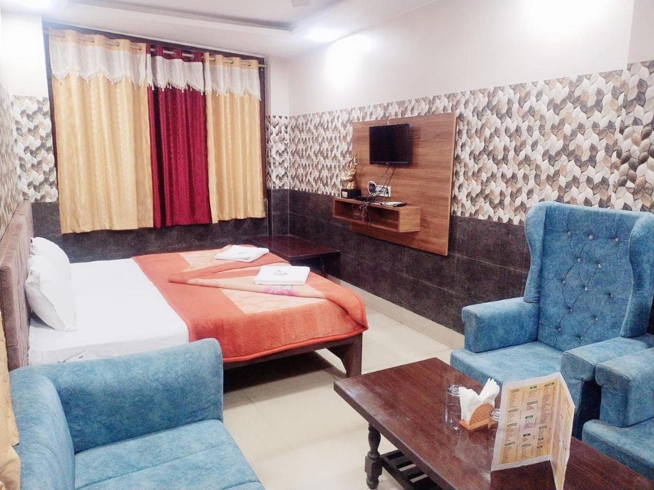 Hotel Vishal Palace Unnao Exterior foto